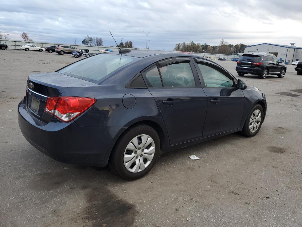 Изображение 3 2015 CHEVROLET CRUZE LS 2015 с VIN 1G1PA5SH4F7191183
