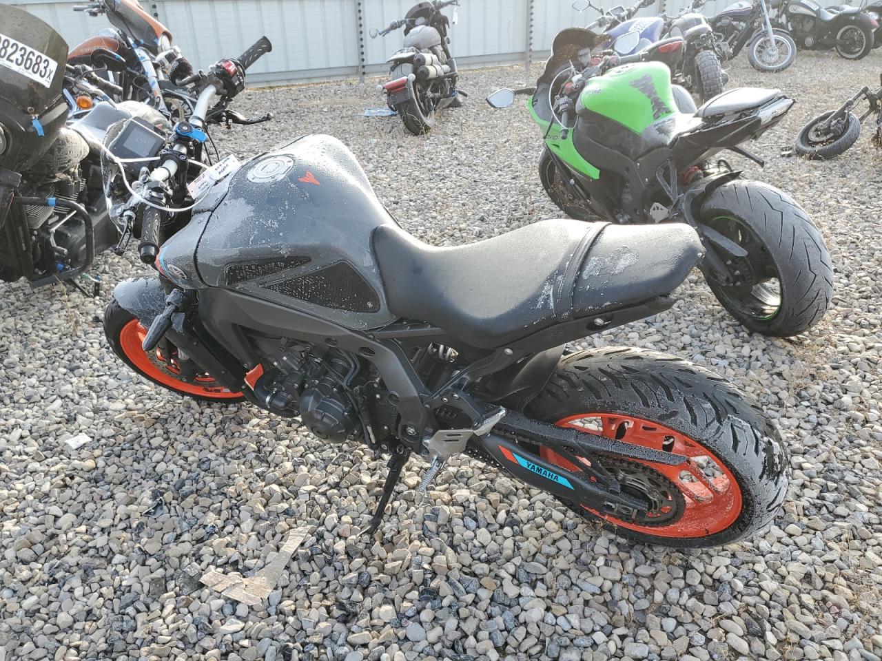 Изображение 3 2021 YAMAHA MT09  2021 с VIN JYARN71E2MA000377