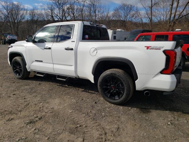 Obraz 2 z 2023 TOYOTA TUNDRA DOUBLE CAB SR 2023 z VIN 5TFLA5DA8PX085777