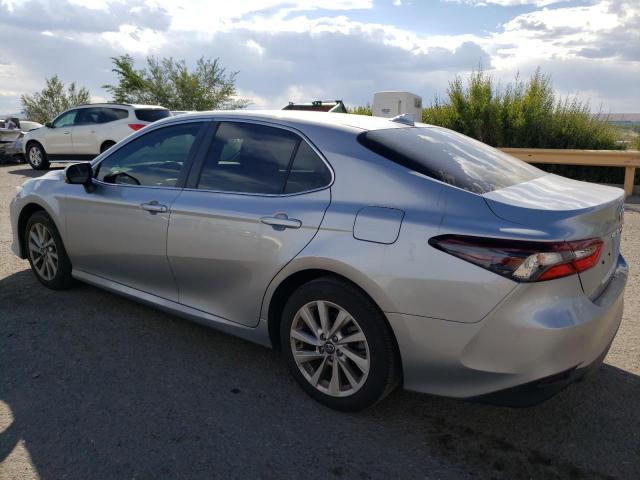 Obraz 2 z 2022 TOYOTA CAMRY LE 2022 z VIN 4T1R11AK0NU670430