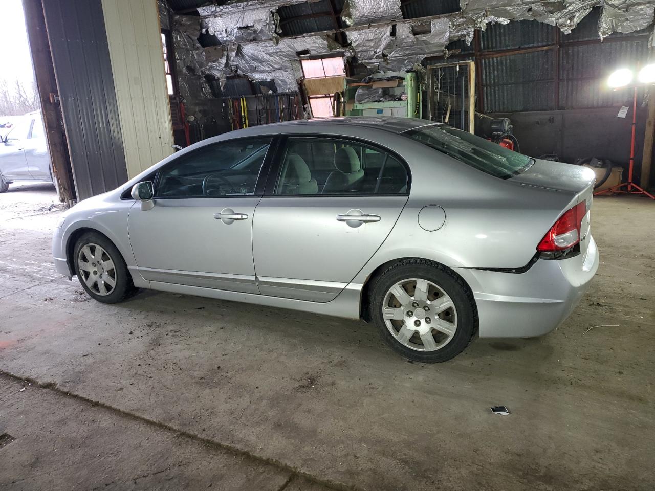 Obraz 2 z 2010 HONDA CIVIC LX 2010 z VIN 2HGFA1F5XAH534489
