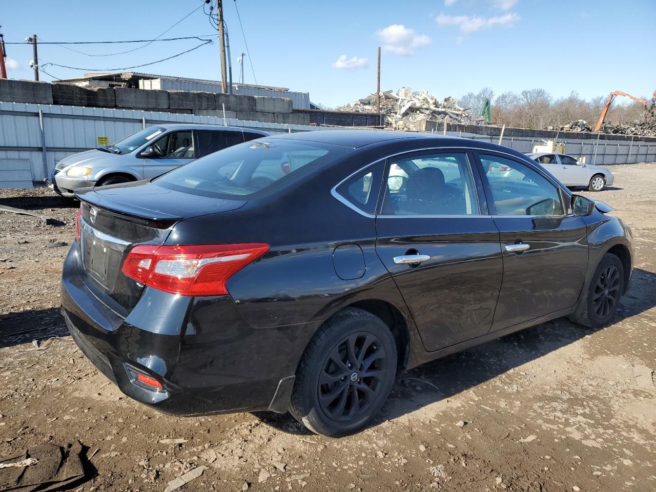 Изображение 3 2018 NISSAN SENTRA S 2018 с VIN 3N1AB7AP8JY329641