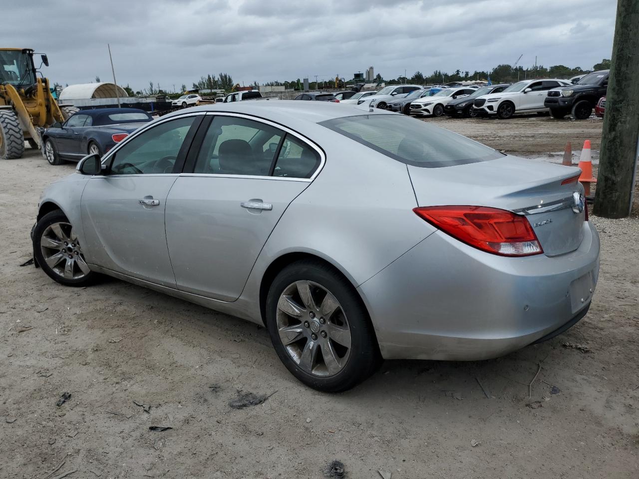 Image 2 of 2012 BUICK REGAL PREMIUM 2012 with VIN 2G4GS5EK7C9141475