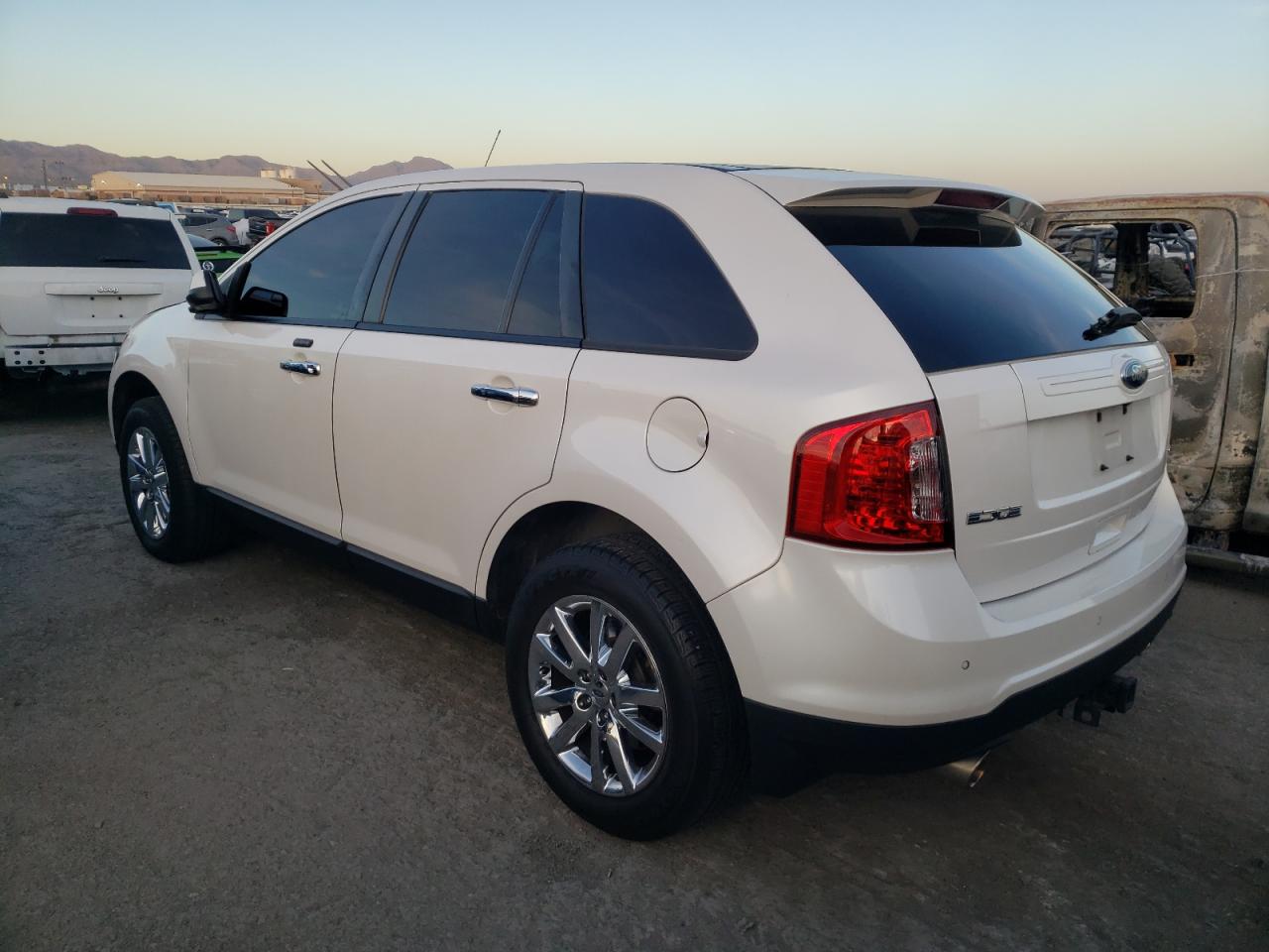 Image 2 of 2011 FORD EDGE SEL 2011 with VIN 2FMDK3JC5BBB48339
