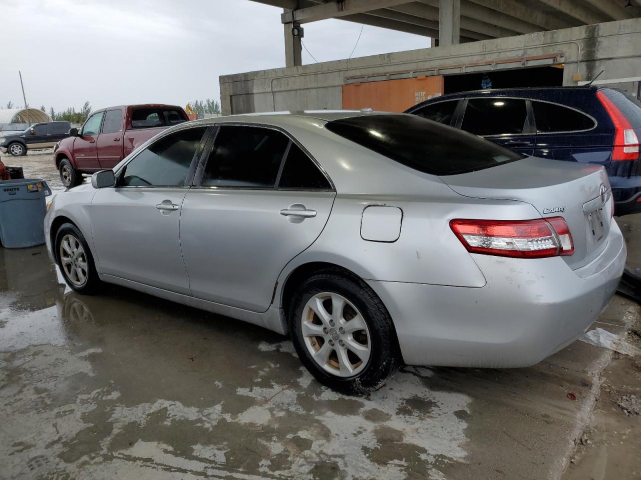 Obraz 2 z 2010 TOYOTA CAMRY BASE 2010 z VIN 4T1BF3EK1AU079008