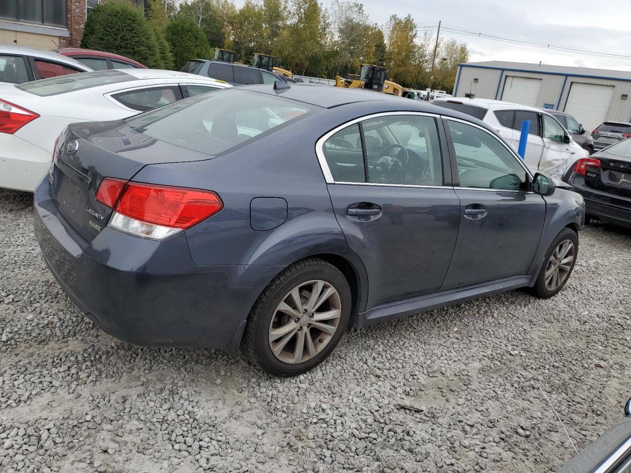 Image 3 of 2014 SUBARU LEGACY 2.5I PREMIUM 2014 with VIN 4S3BMBC63E3029359
