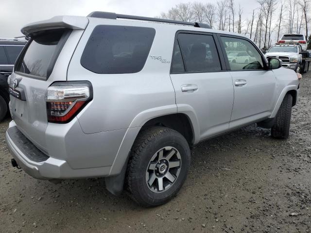 Obraz 3 z 2023 TOYOTA 4RUNNER SE 2023 z VIN JTEPU5JR3P6170434