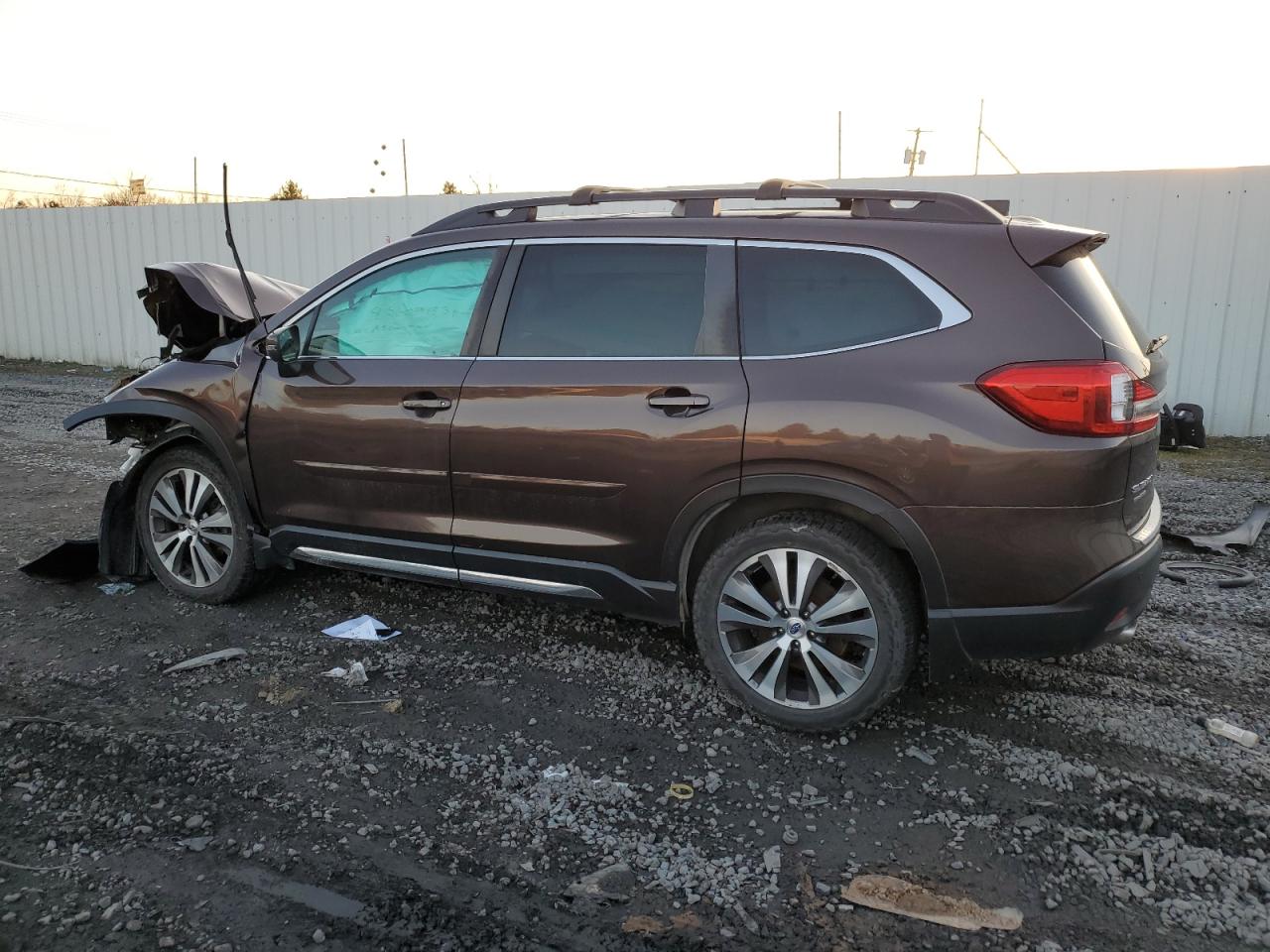 Изображение 2 2019 SUBARU ASCENT LIMITED 2019 с VIN 4S4WMAJD8K3431799
