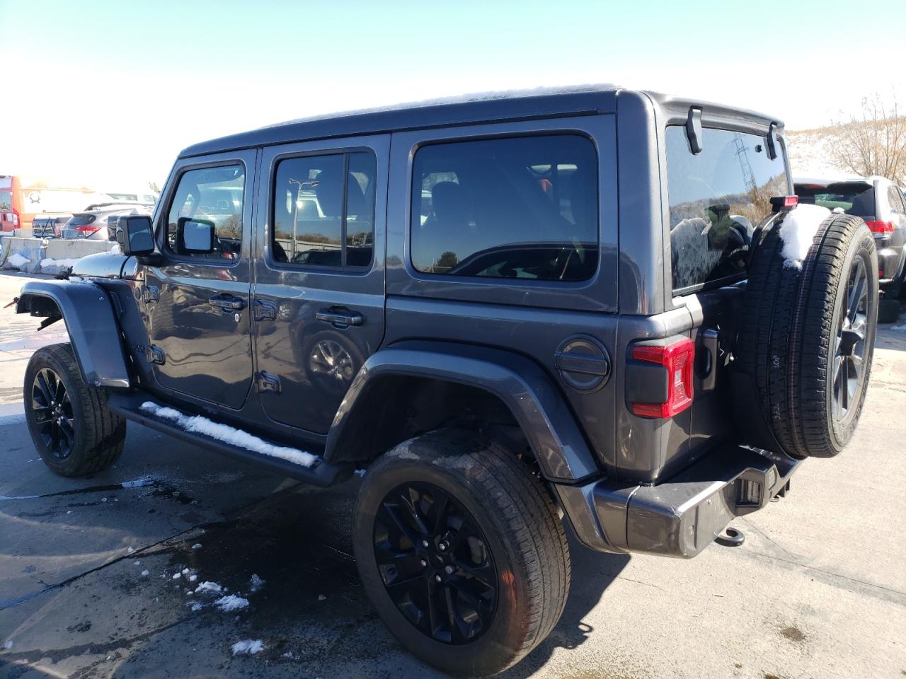 Image 2 of 2020 JEEP WRANGLER UNLIMITED SAHARA 2020 with VIN 1C4HJXEN7LW337361