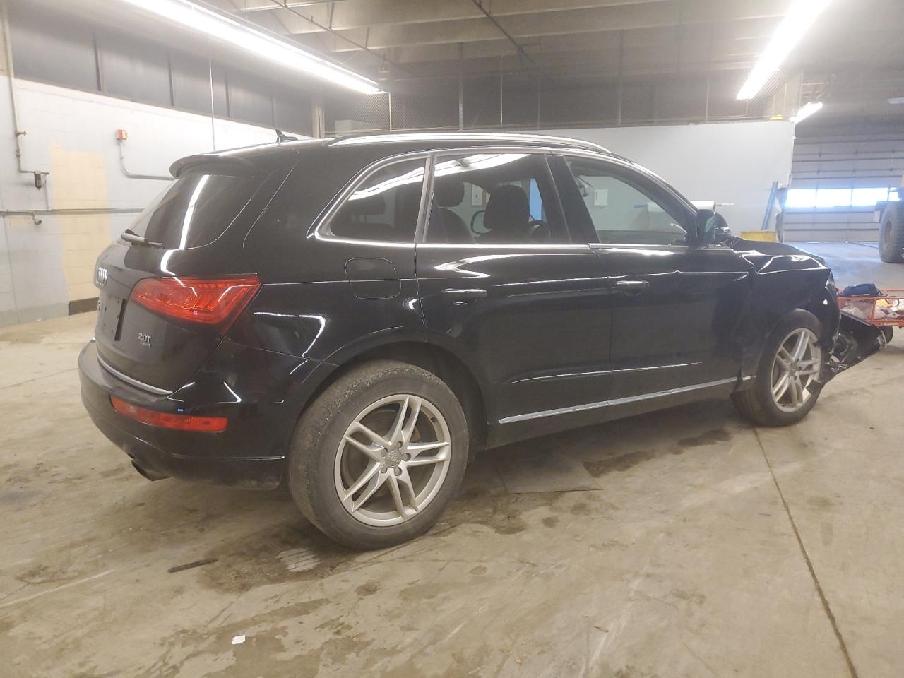 Image 3 of 2017 AUDI Q5 PREMIUM PLUS 2017 with VIN WA1L2AFP6HA044716