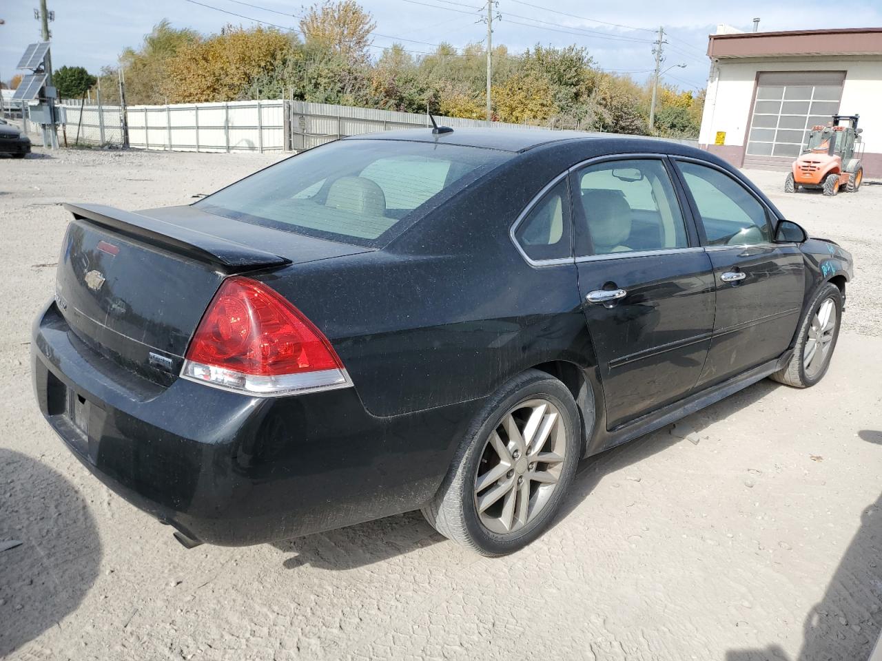 Obraz 3 z 2012 CHEVROLET IMPALA LTZ 2012 z VIN 2G1WC5E30C1147471