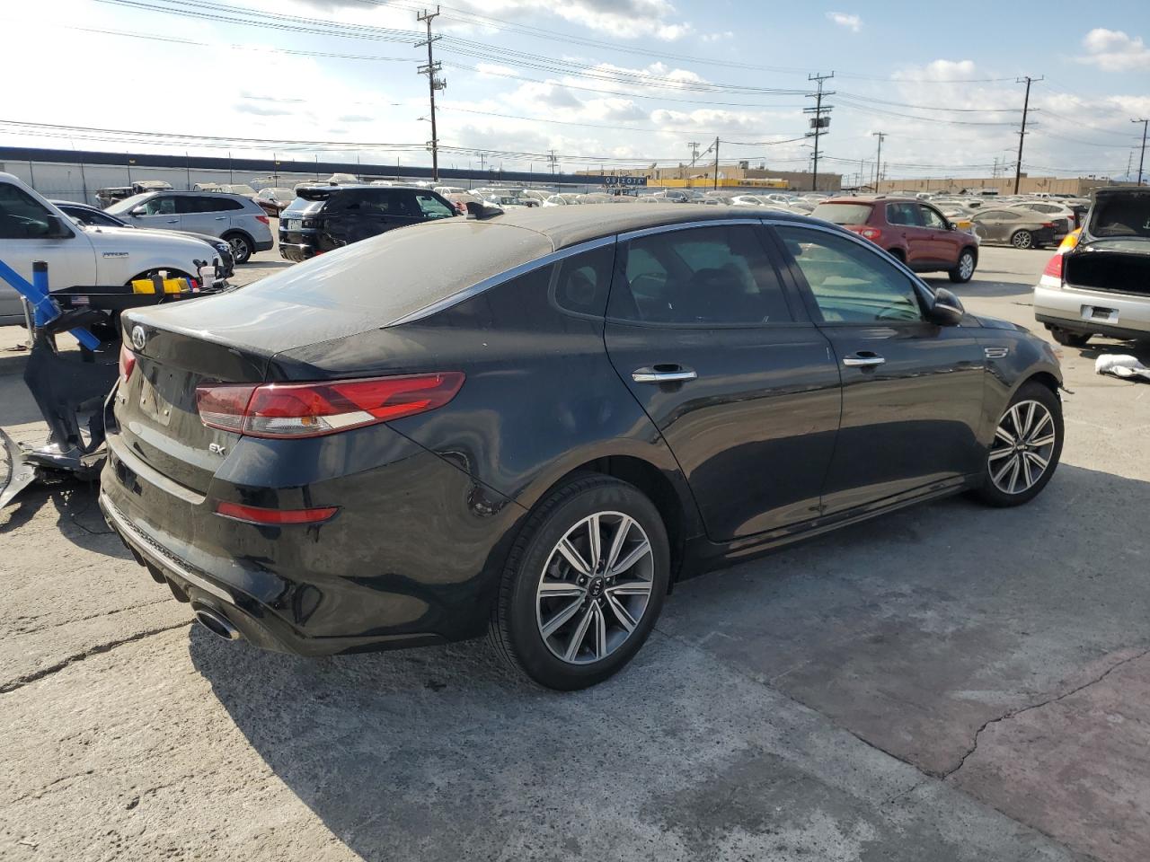 Image 3 of 2020 KIA OPTIMA EX 2020 with VIN 5XXGU4L15LG412948