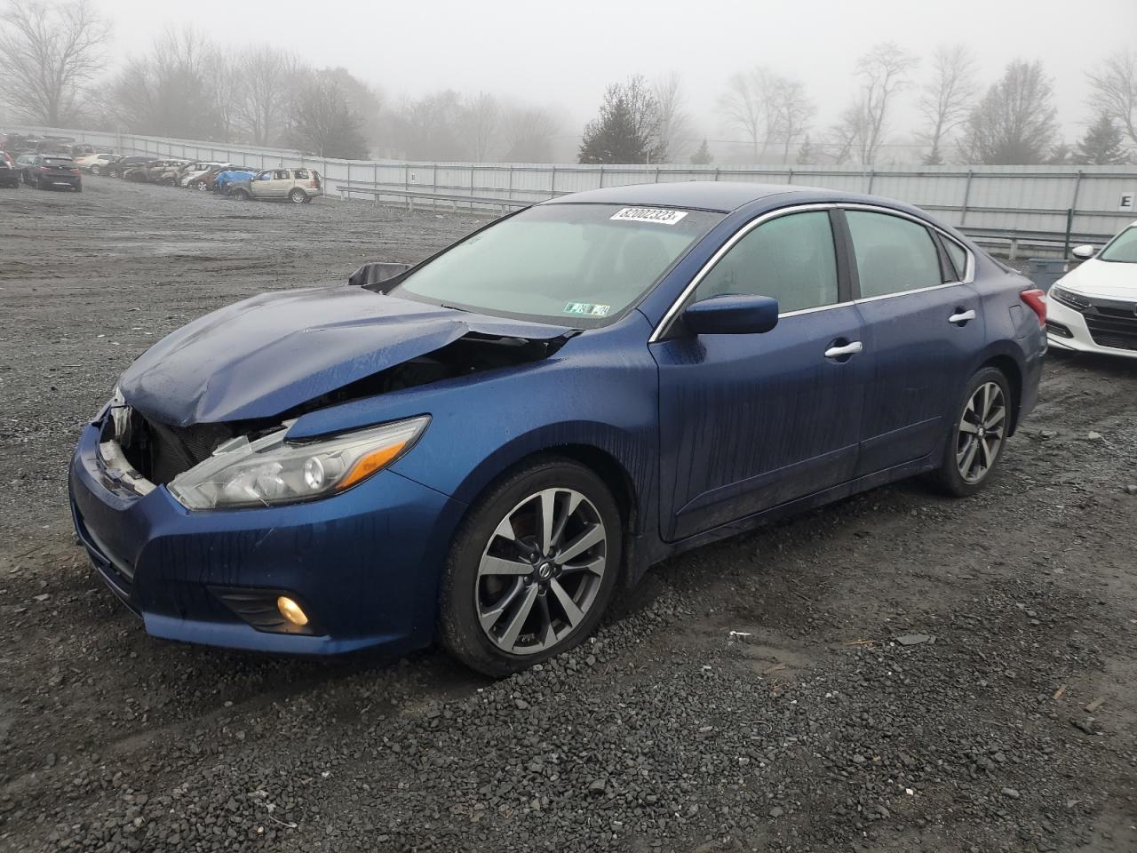 Image 1 of 2016 NISSAN ALTIMA 2.5 2016 with VIN 1N4AL3AP4GC239168