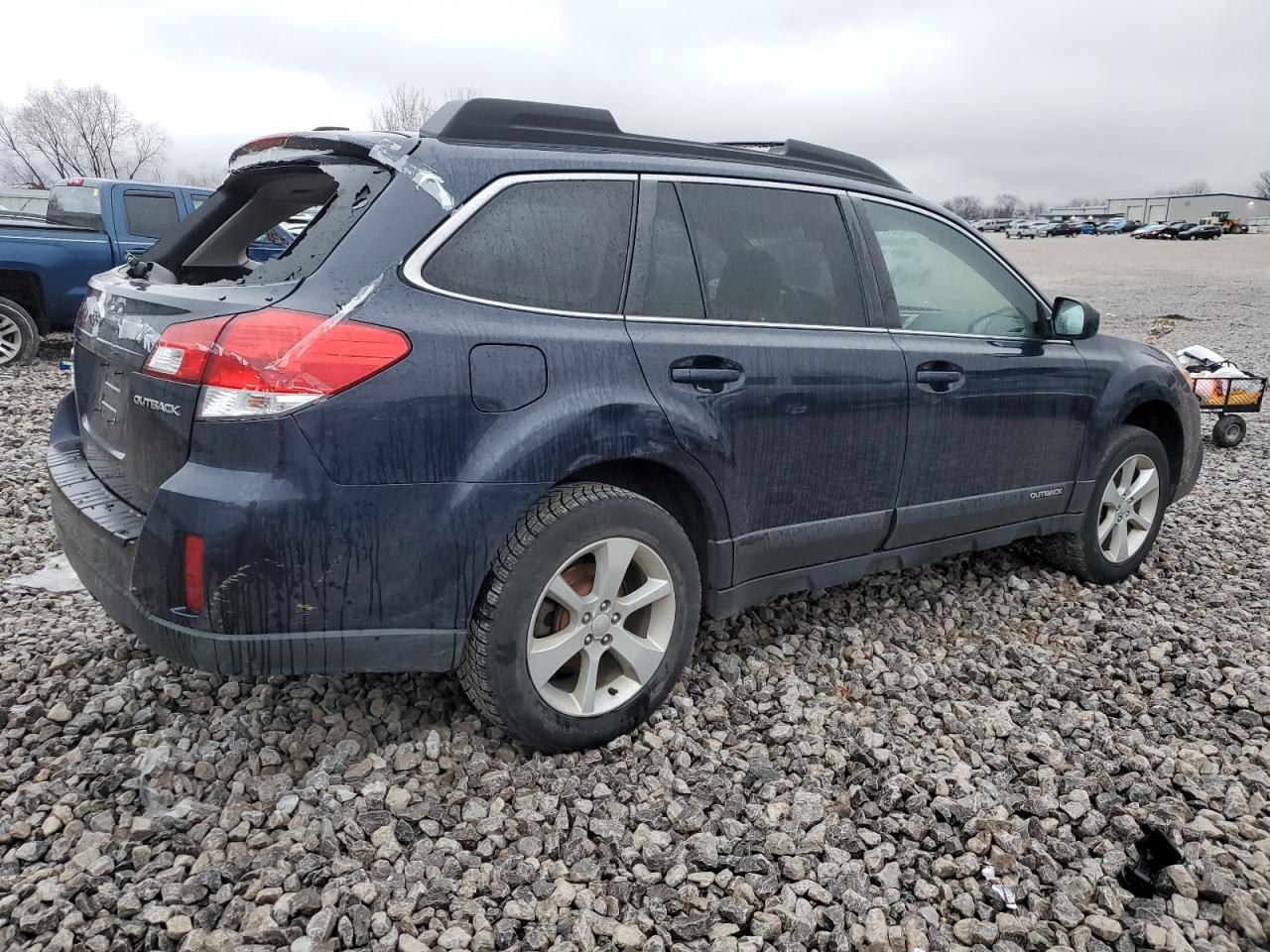 Obraz 3 z 2013 SUBARU OUTBACK 2.5I PREMIUM 2013 z VIN 4S4BRCCC8D3273631