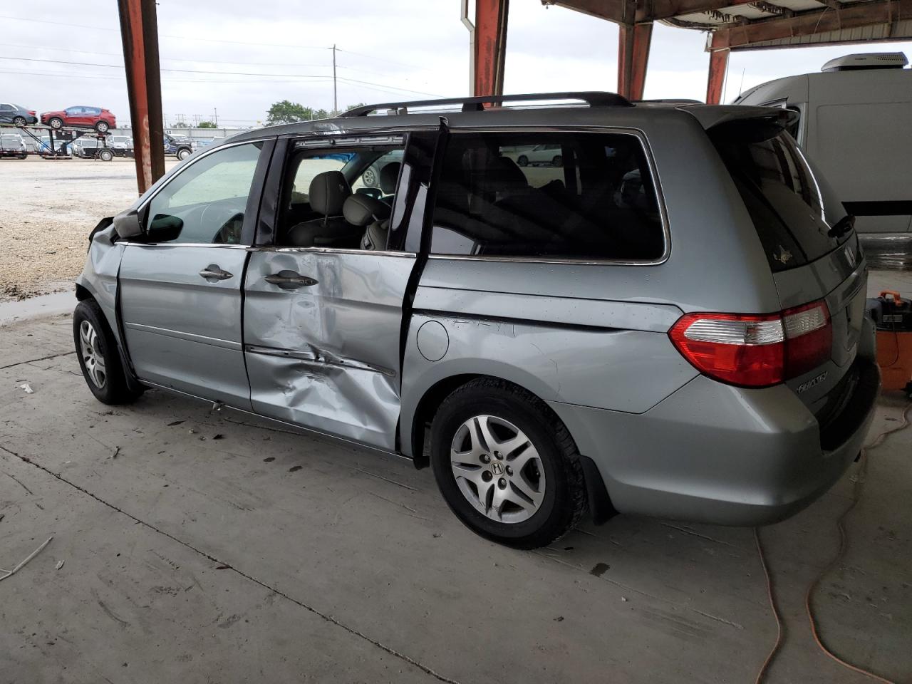 Obraz 2 z 2006 HONDA ODYSSEY EXL 2006 z VIN 5FNRL38656B044174