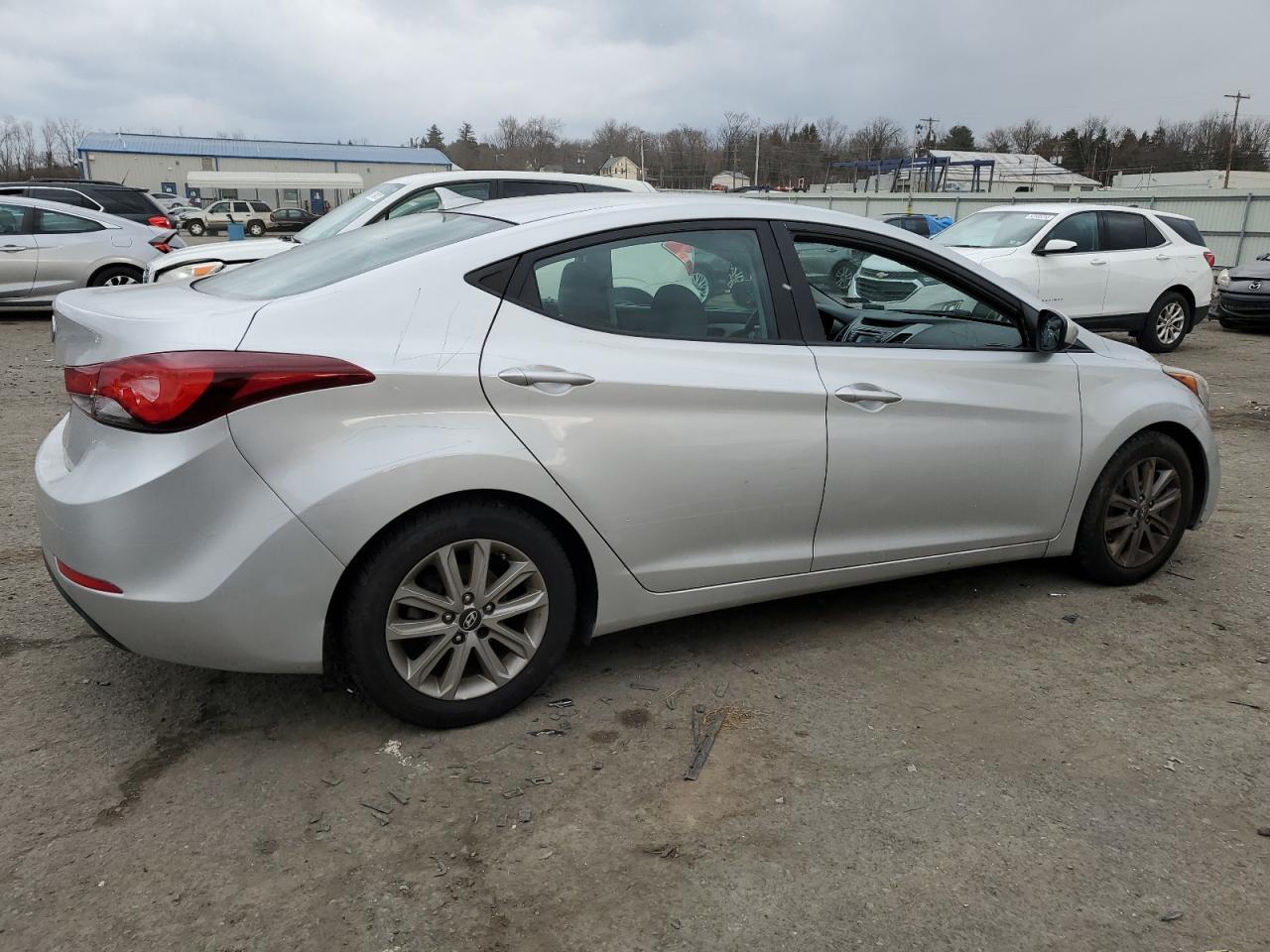 Image 3 of 2015 HYUNDAI ELANTRA SE 2015 with VIN 5NPDH4AE2FH619867