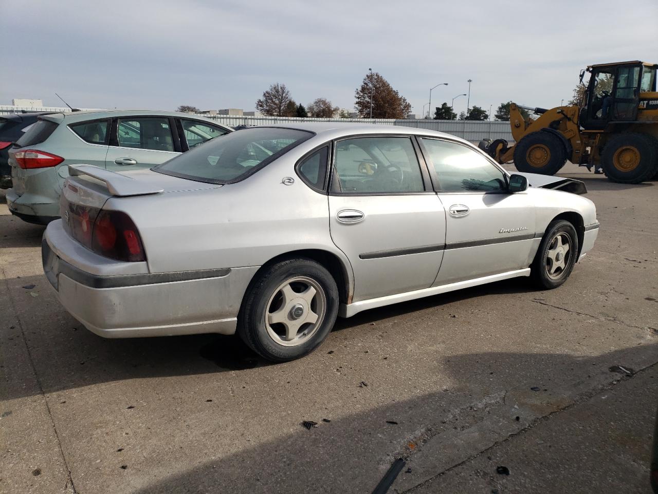 Image 3 of 2002 CHEVROLET IMPALA LS 2002 with VIN 2G1WH55K129337434