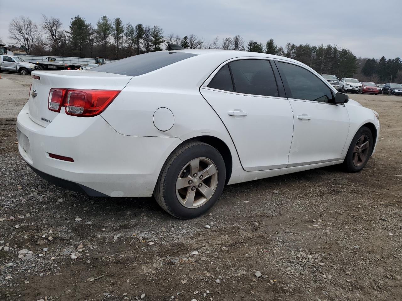 Obraz 3 z 2015 CHEVROLET MALIBU LS 2015 z VIN 1G11B5SL5FF119020