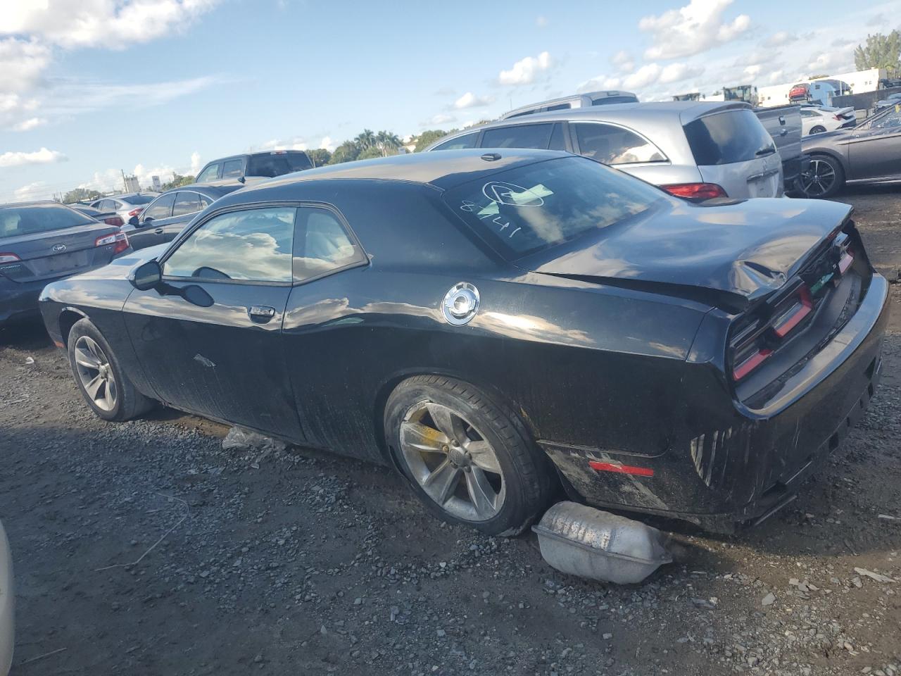 Obraz 2 z 2016 DODGE CHALLENGER SXT 2016 z VIN 2C3CDZAG8GH168741