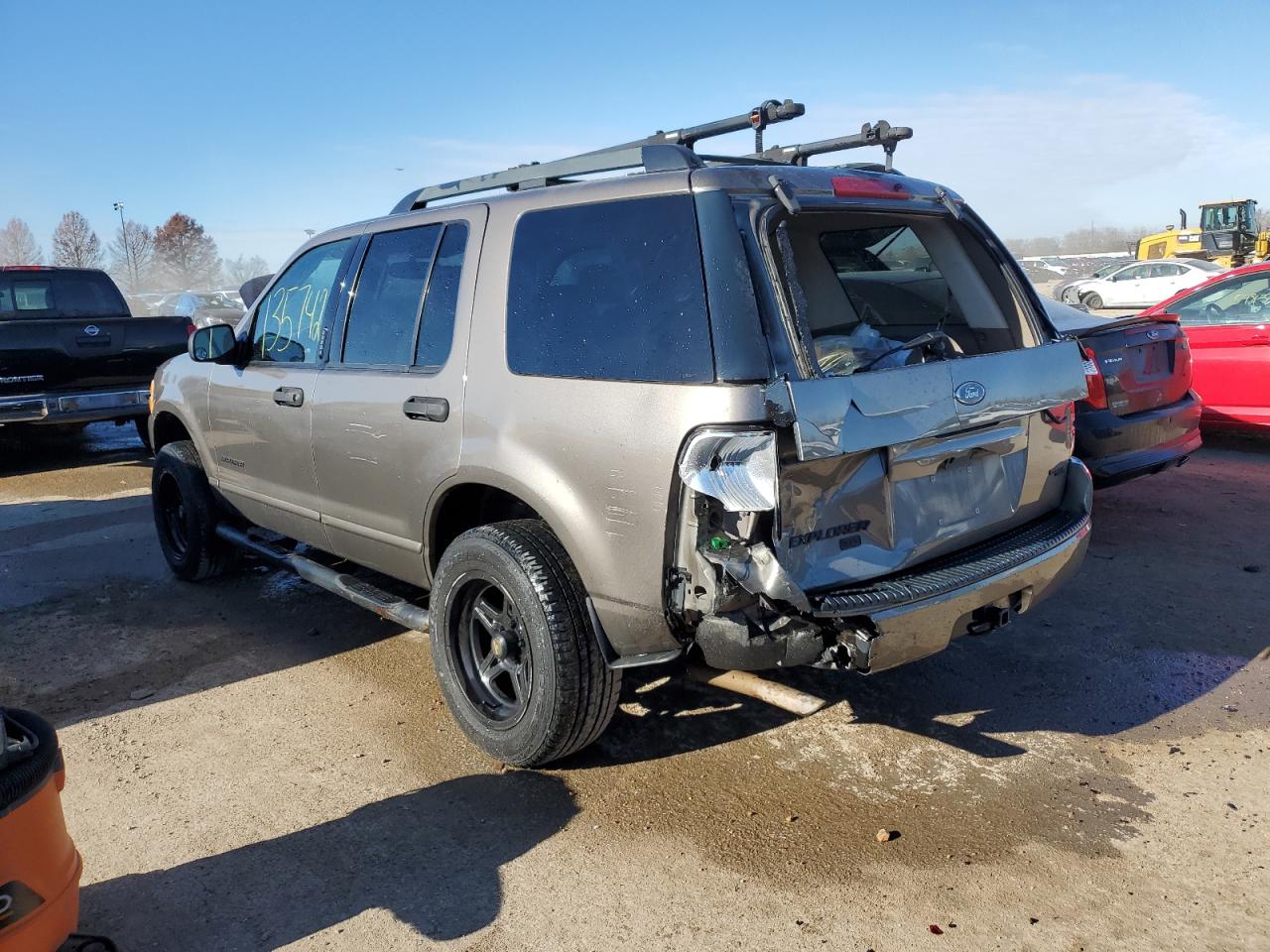 Obraz 2 z 2005 FORD EXPLORER XLT 2005 z VIN 1FMZU63K55UB10176