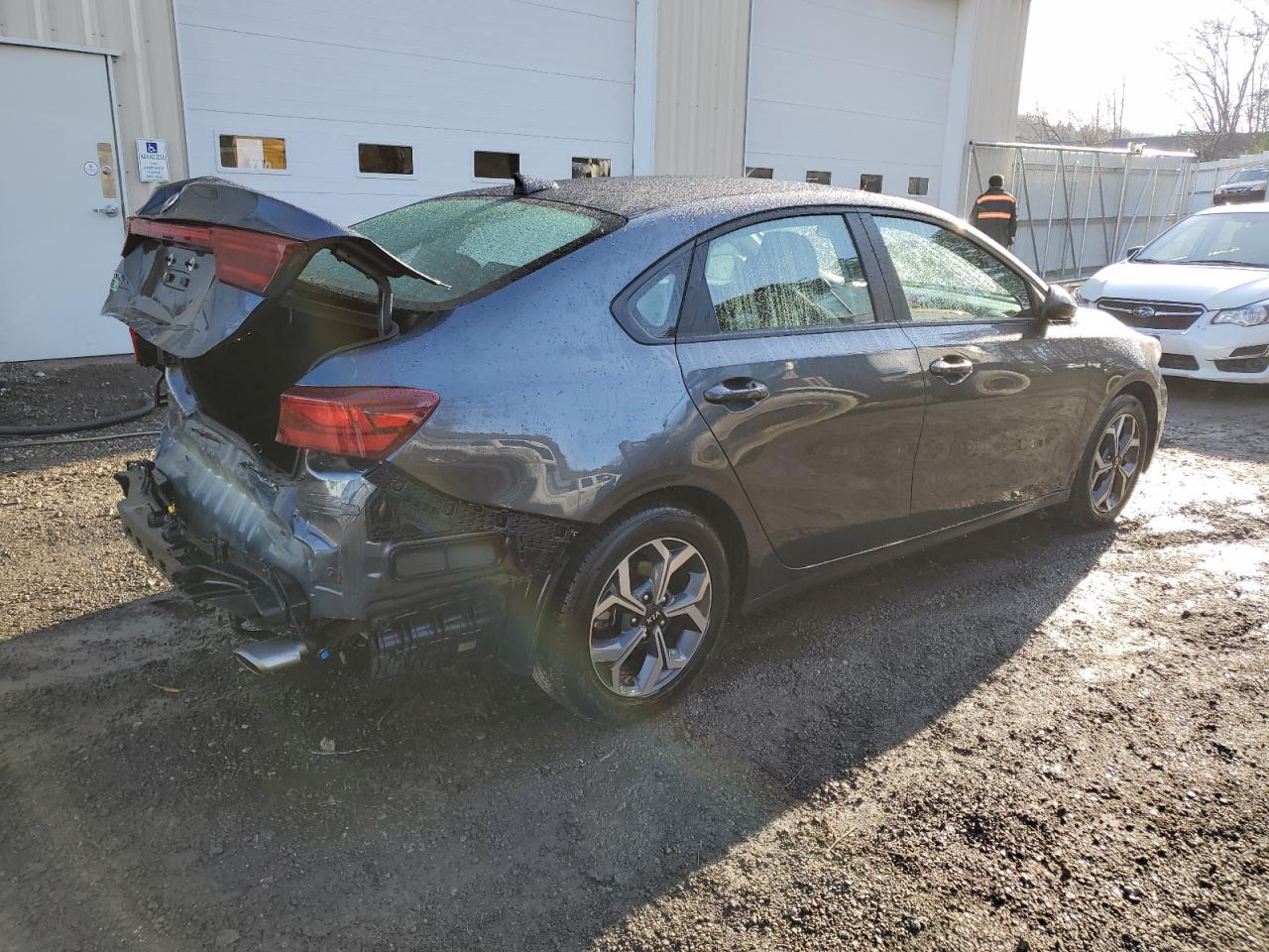 Изображение 3 2021 KIA FORTE FE 2021 с VIN 3KPF24AD2ME287917