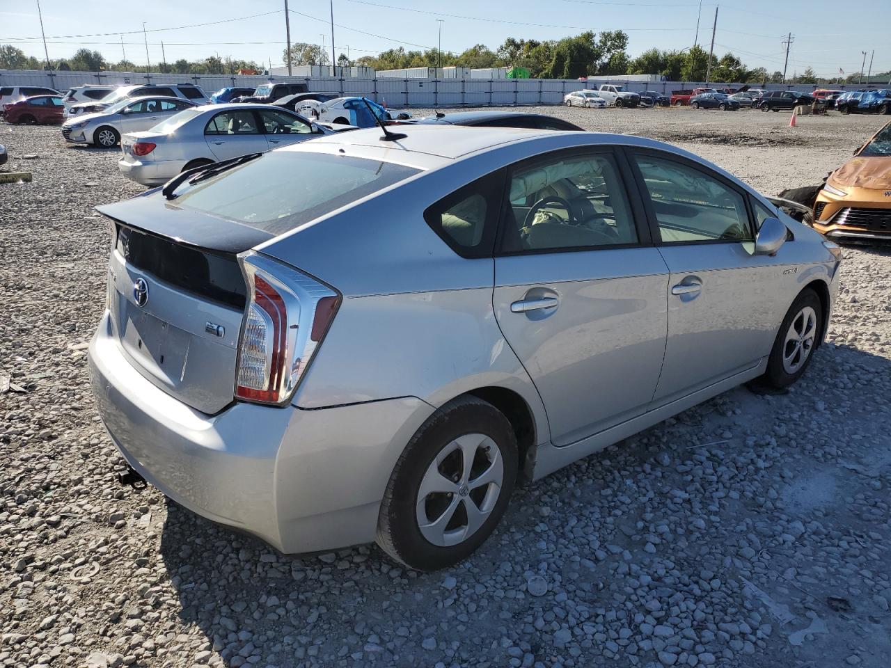 Obraz 3 z 2015 TOYOTA PRIUS  2015 z VIN JTDKN3DUXF0420821