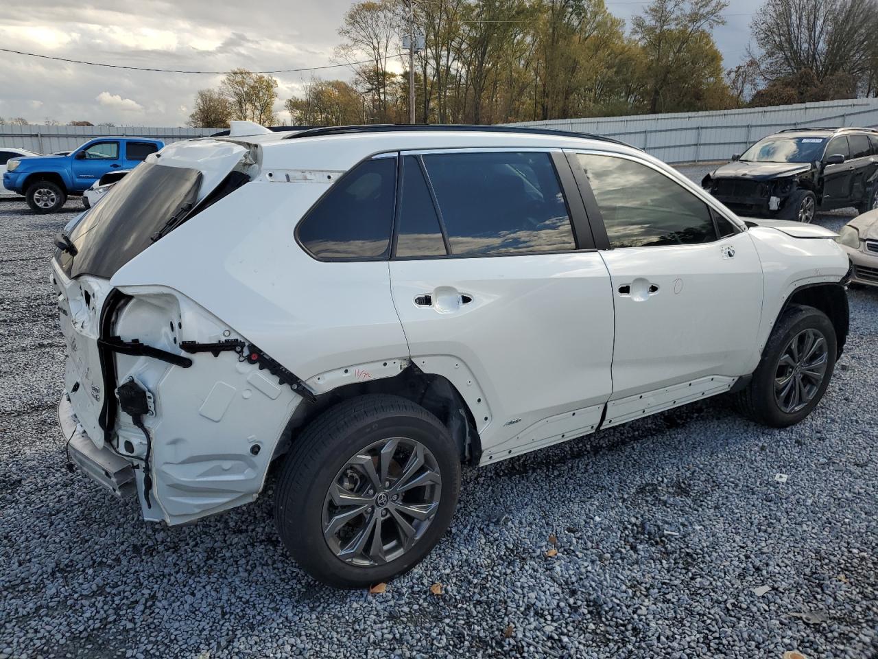 Obraz 3 z 2022 TOYOTA RAV4 LIMITED 2022 z VIN 4T3D6RFV4NU084902