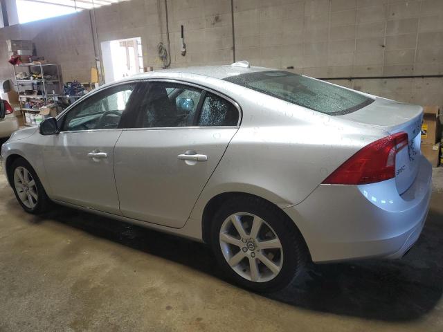 Obraz 2 z 2016 VOLVO S60 PREMIER 2016 z VIN YV1612TK2G2410890