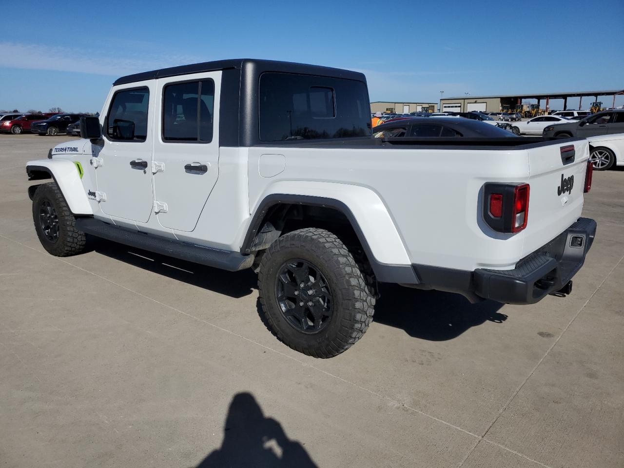 Image 2 of 2021 JEEP GLADIATOR SPORT 2021 with VIN 1C6HJTAG0ML611803