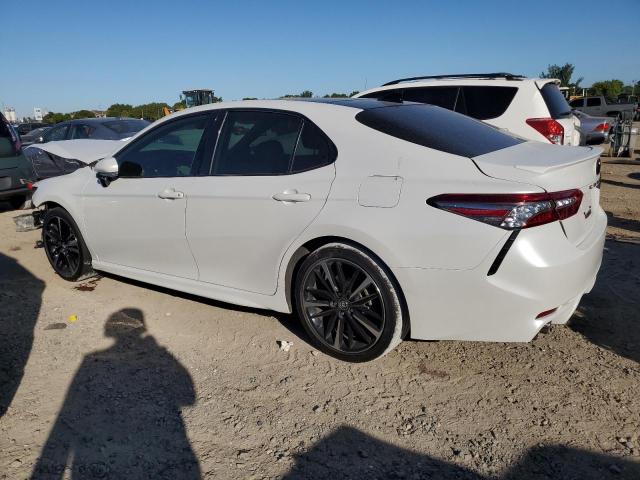 Image 2 of 2019 TOYOTA CAMRY XSE 2019 with VIN 4T1BZ1HKXKU029622