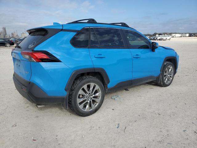 Image 3 of 2019 TOYOTA RAV4 XLE PREMIUM 2019 with VIN JTMC1RFV6KD009914