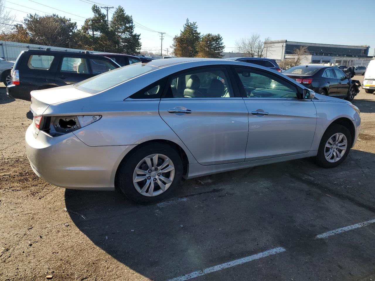 Image 3 of 2012 HYUNDAI SONATA SE 2012 with VIN 5NPEC4AC5CH327157