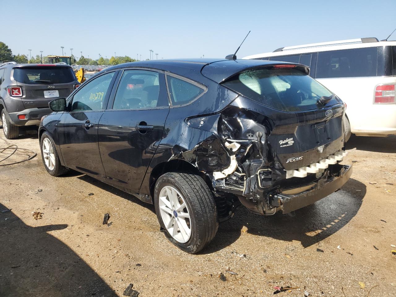 Image 2 of 2018 FORD FOCUS SE 2018 with VIN 1FADP3K27JL250239