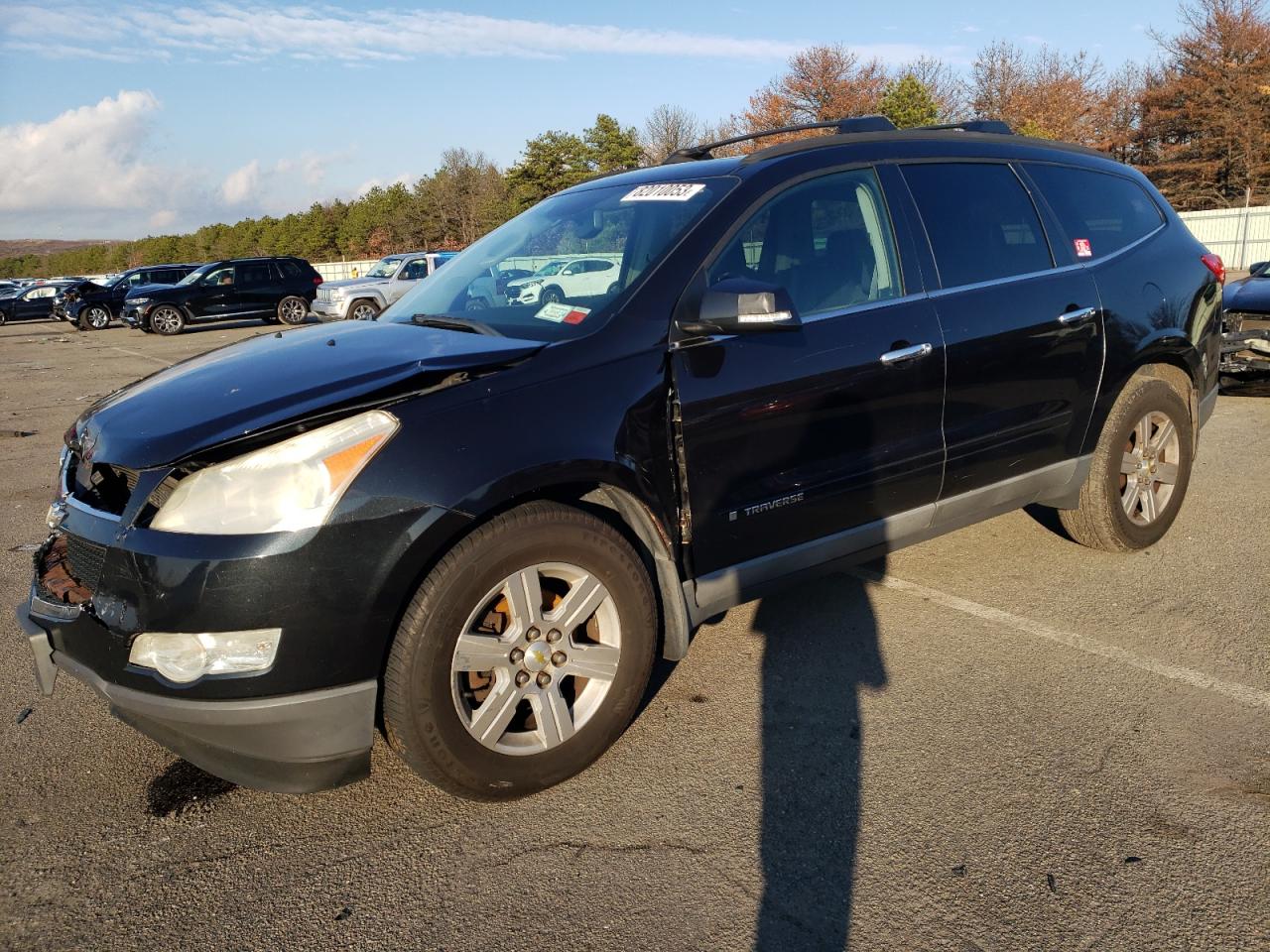 2009 CHEVROLET TRAVERSE LT 2009 image