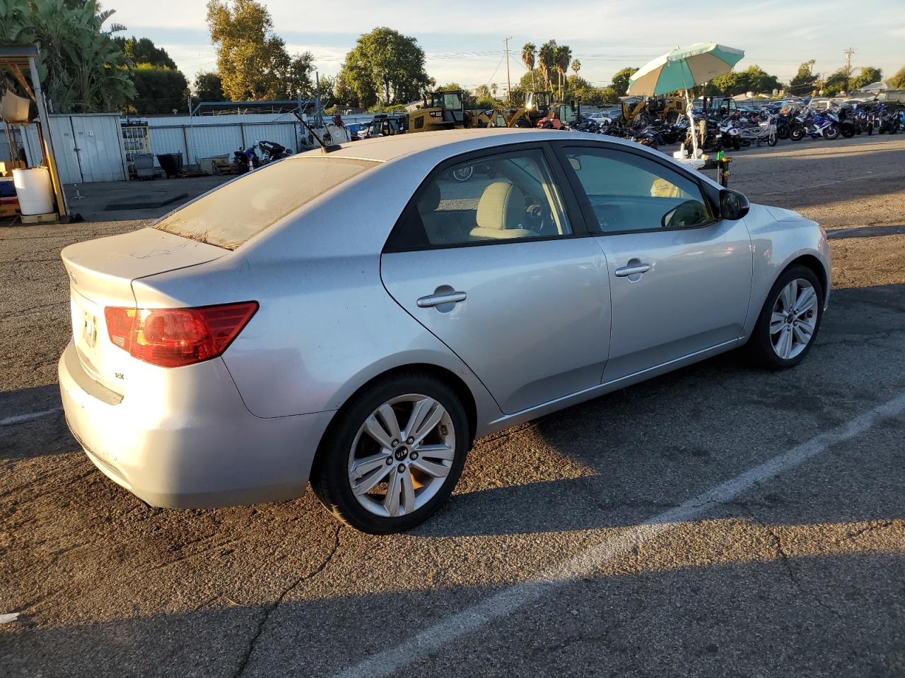 Obraz 3 z 2012 KIA FORTE EX 2012 z VIN KNAFU4A21C5580756