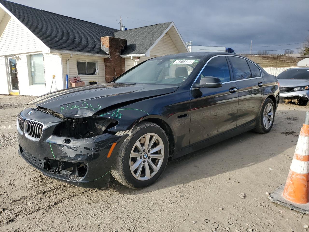 Изображение 1 2014 BMW 528 XI 2014 с VIN WBA5A7C55ED615658