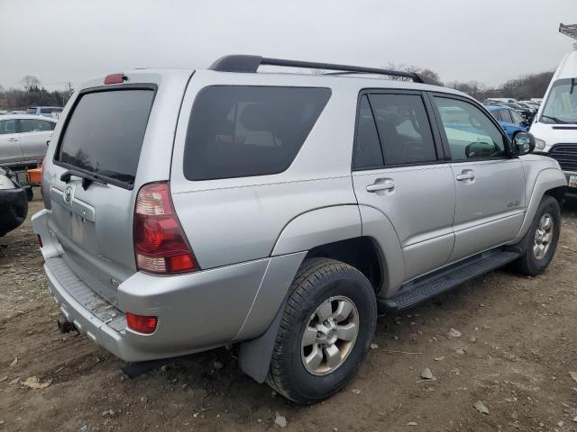 Image 3 of 2005 TOYOTA 4RUNNER SR5 2005 with VIN JTEBU14R458030330