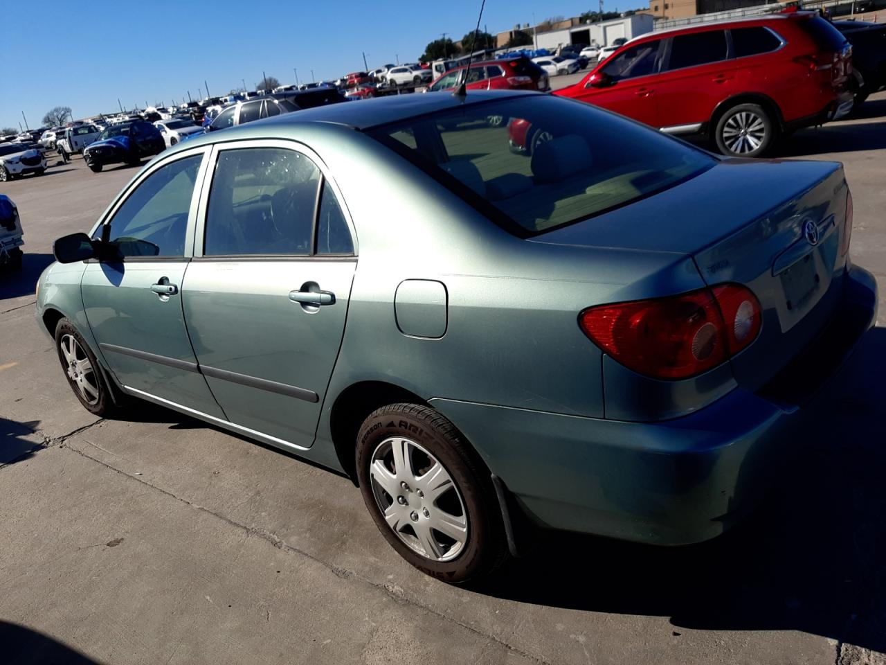 Image 2 of 2006 TOYOTA COROLLA CE 2006 with VIN 1NXBR32E66Z597614