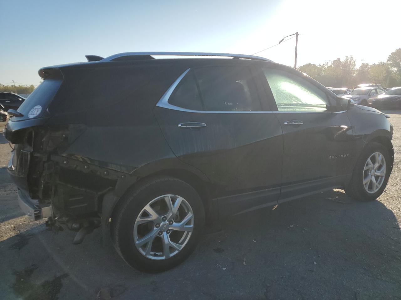 Image 3 of 2020 CHEVROLET EQUINOX PREMIER 2020 with VIN 2GNAXNEV6L6240612