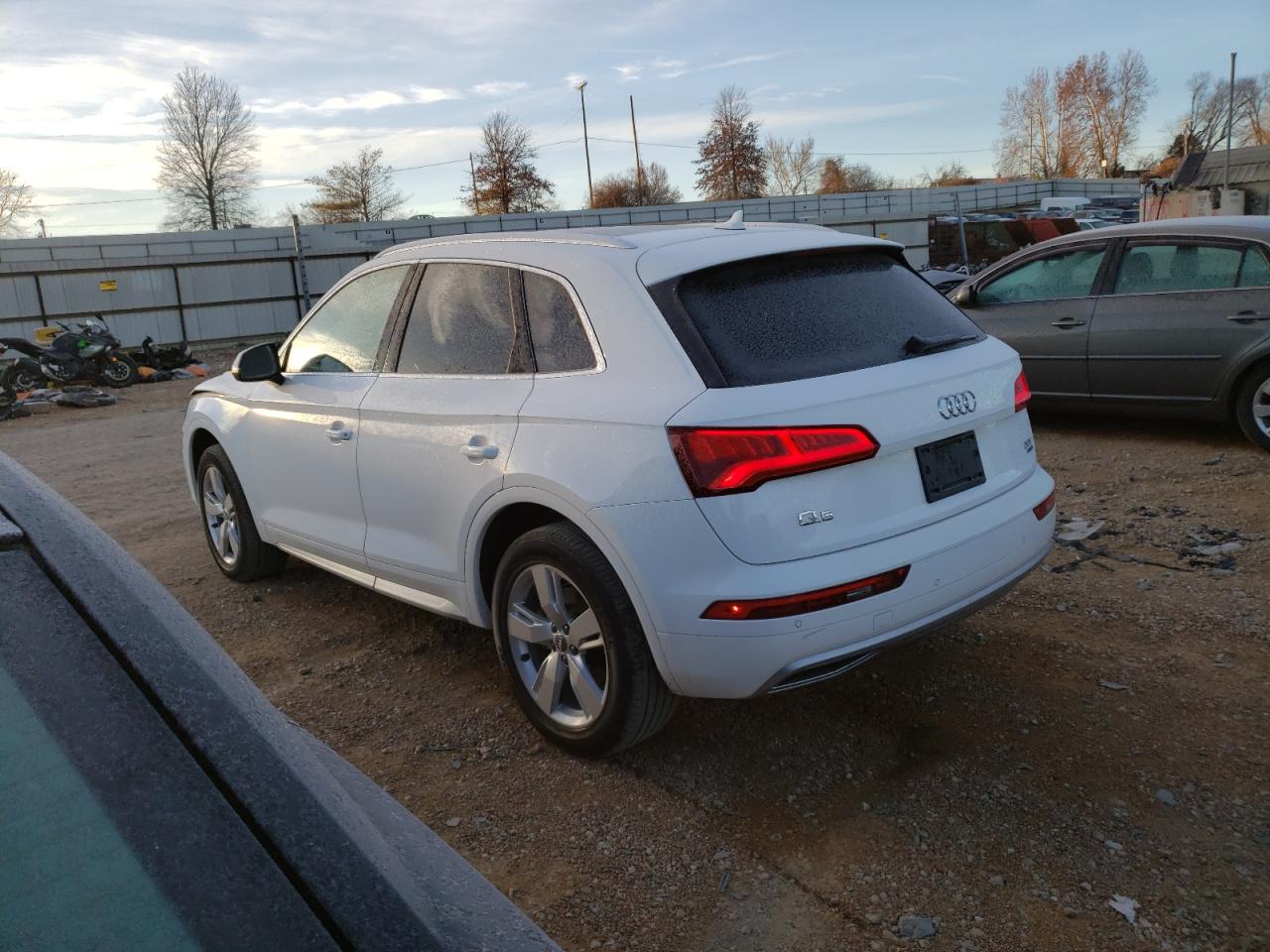 Obraz 2 z 2018 AUDI Q5 PREMIUM PLUS 2018 z VIN WA1BNAFY4J2244683