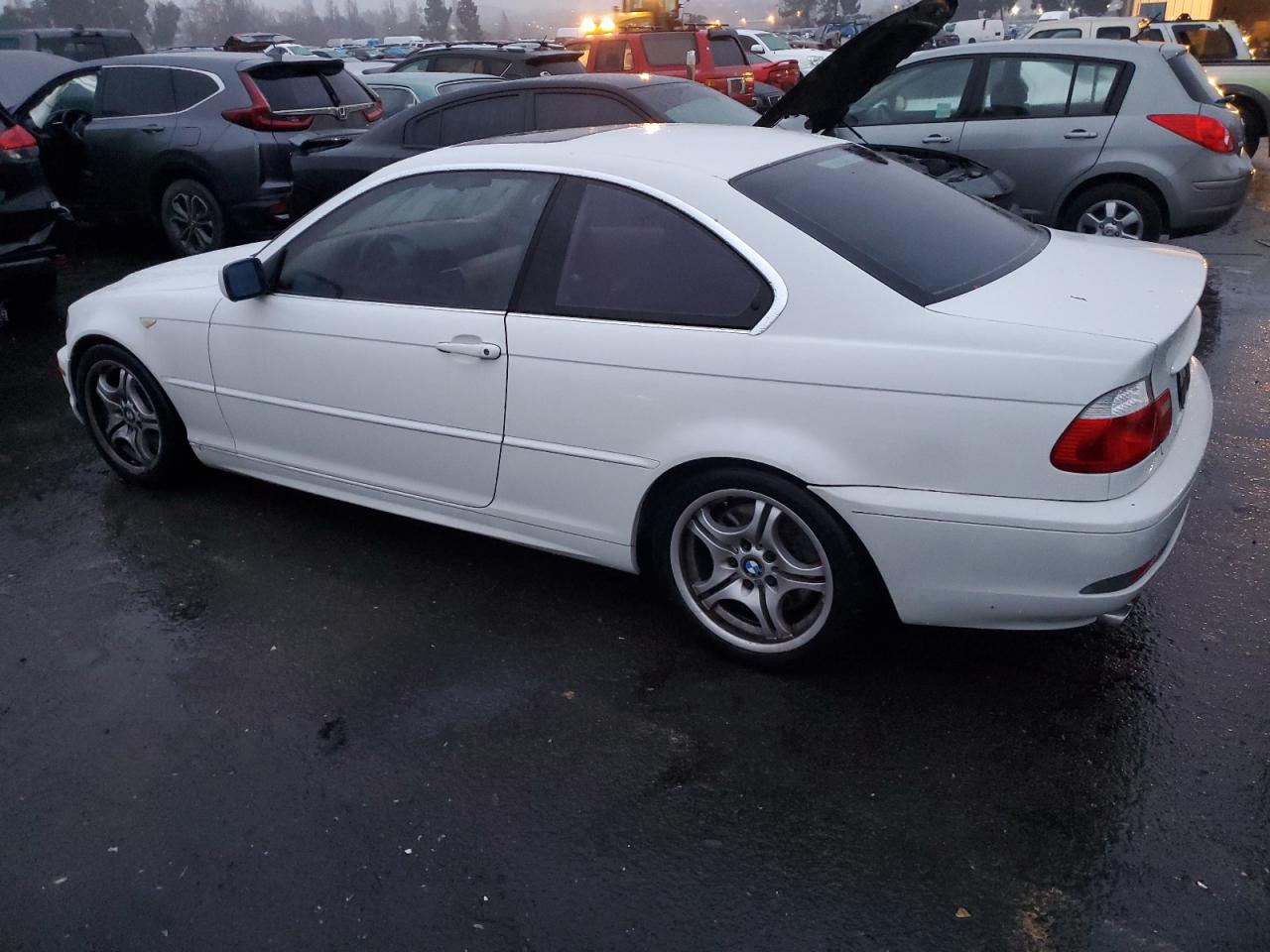Obraz 2 z 2004 BMW 330 CI 2004 z VIN WBABD53474PL10990