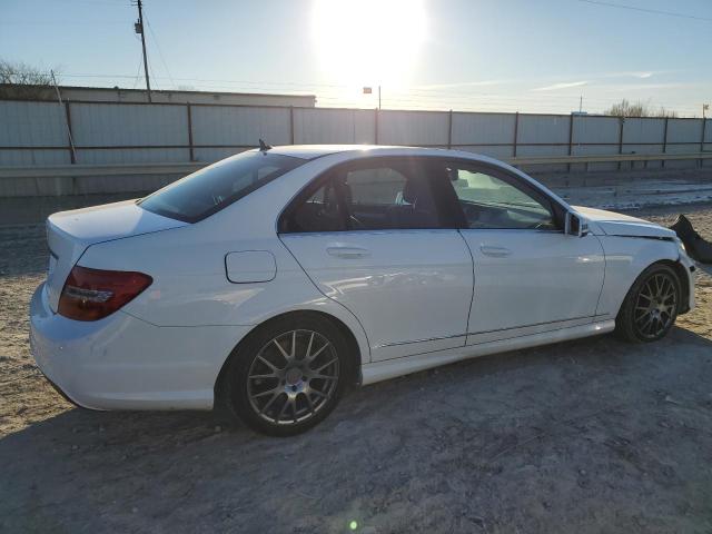 Image 3 of 2013 MERCEDES-BENZ C 250 2013 with VIN WDDGF4HB7DR294899