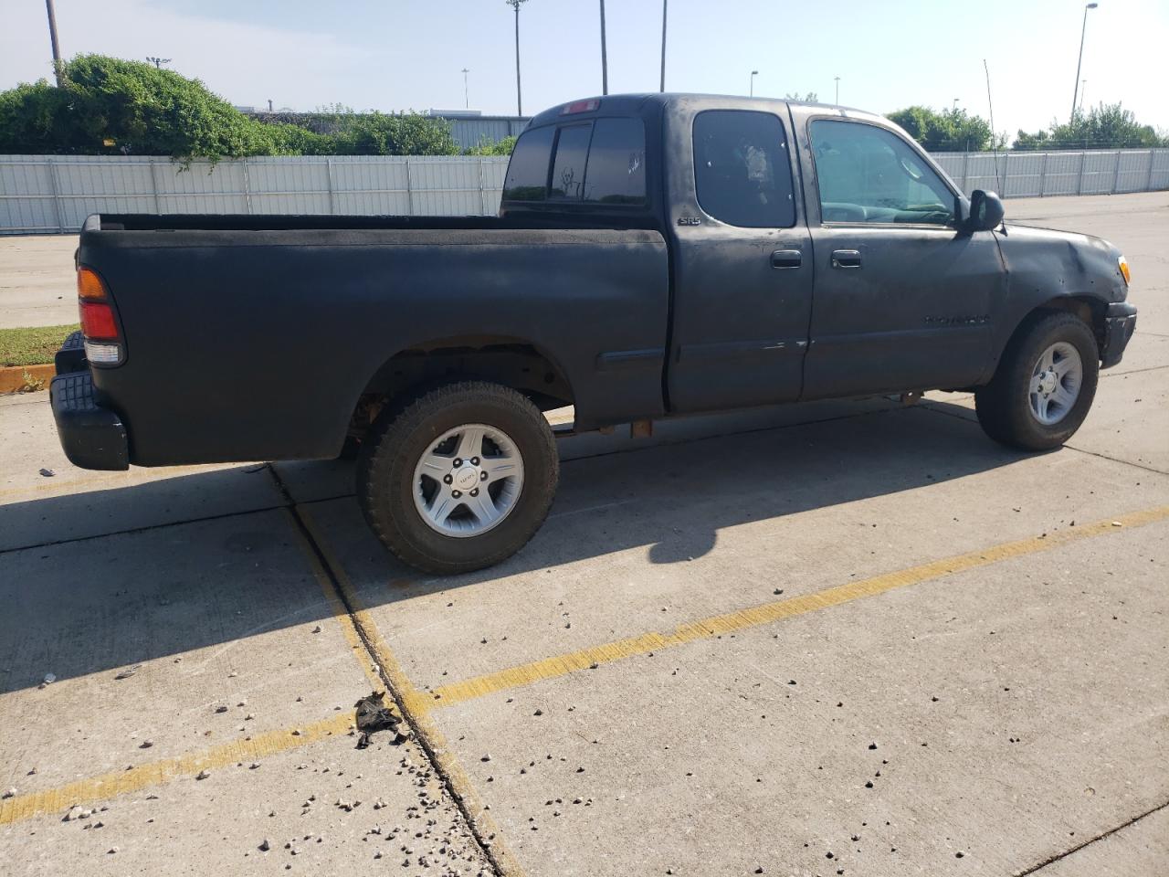 Image 3 of 2000 TOYOTA TUNDRA ACCESS CAB 2000 with VIN 5TBRT3411YS122094