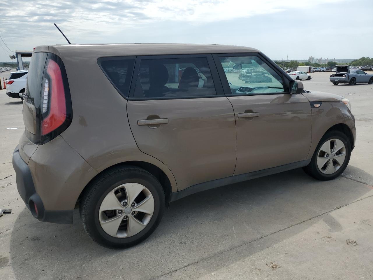 Image 3 of 2014 KIA SOUL  2014 with VIN KNDJN2A23E7097890