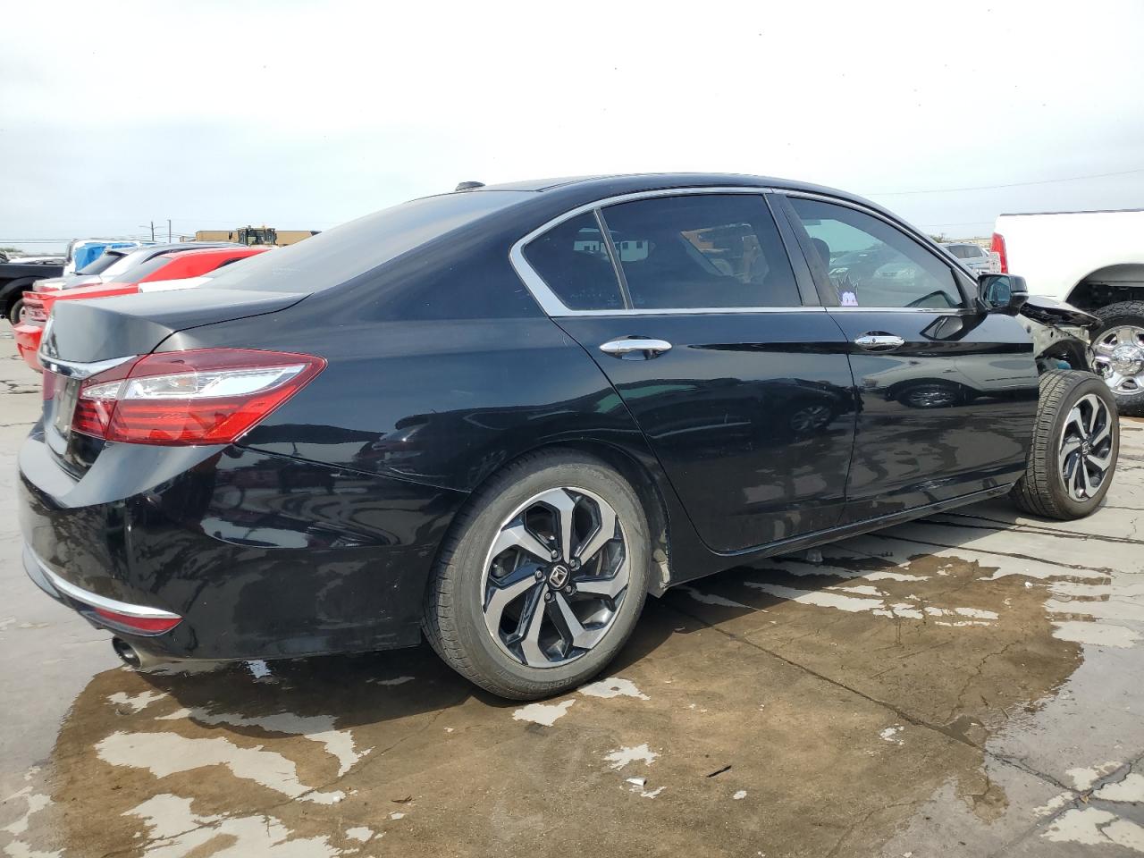 Image 3 of 2016 HONDA ACCORD EXL 2016 with VIN 1HGCR2F8XGA186762