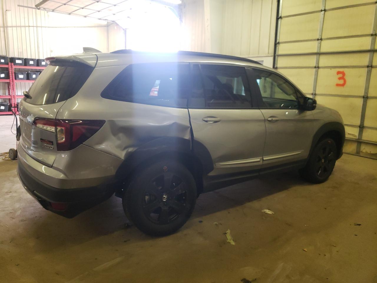 Изображение 3 2022 HONDA PILOT TRAILSPORT 2022 с VIN 5FNYF6H82NB020614