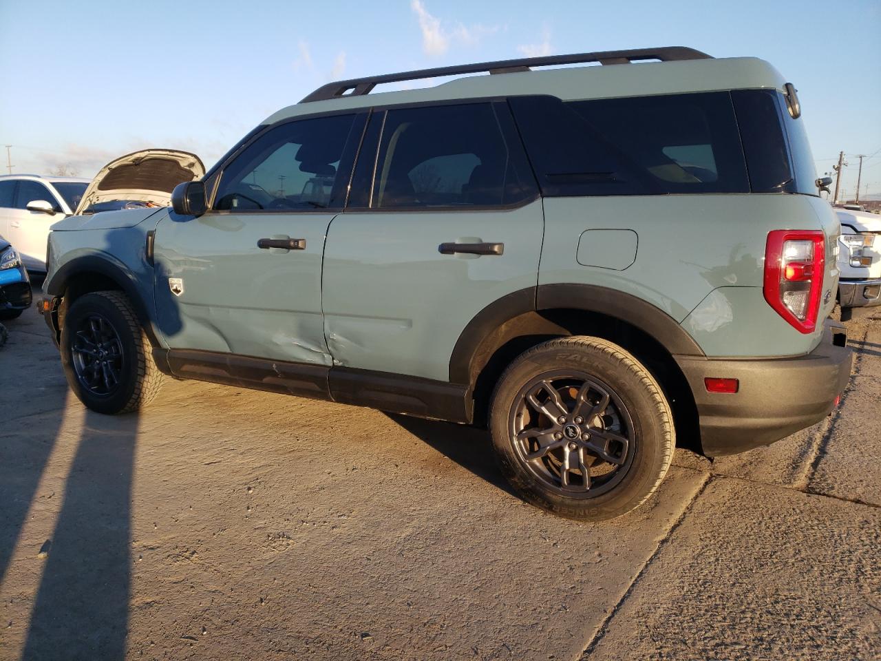 Изображение 2 2022 FORD BRONCO SPORT BIG BEND 2022 с VIN 3FMCR9B64NRD68029