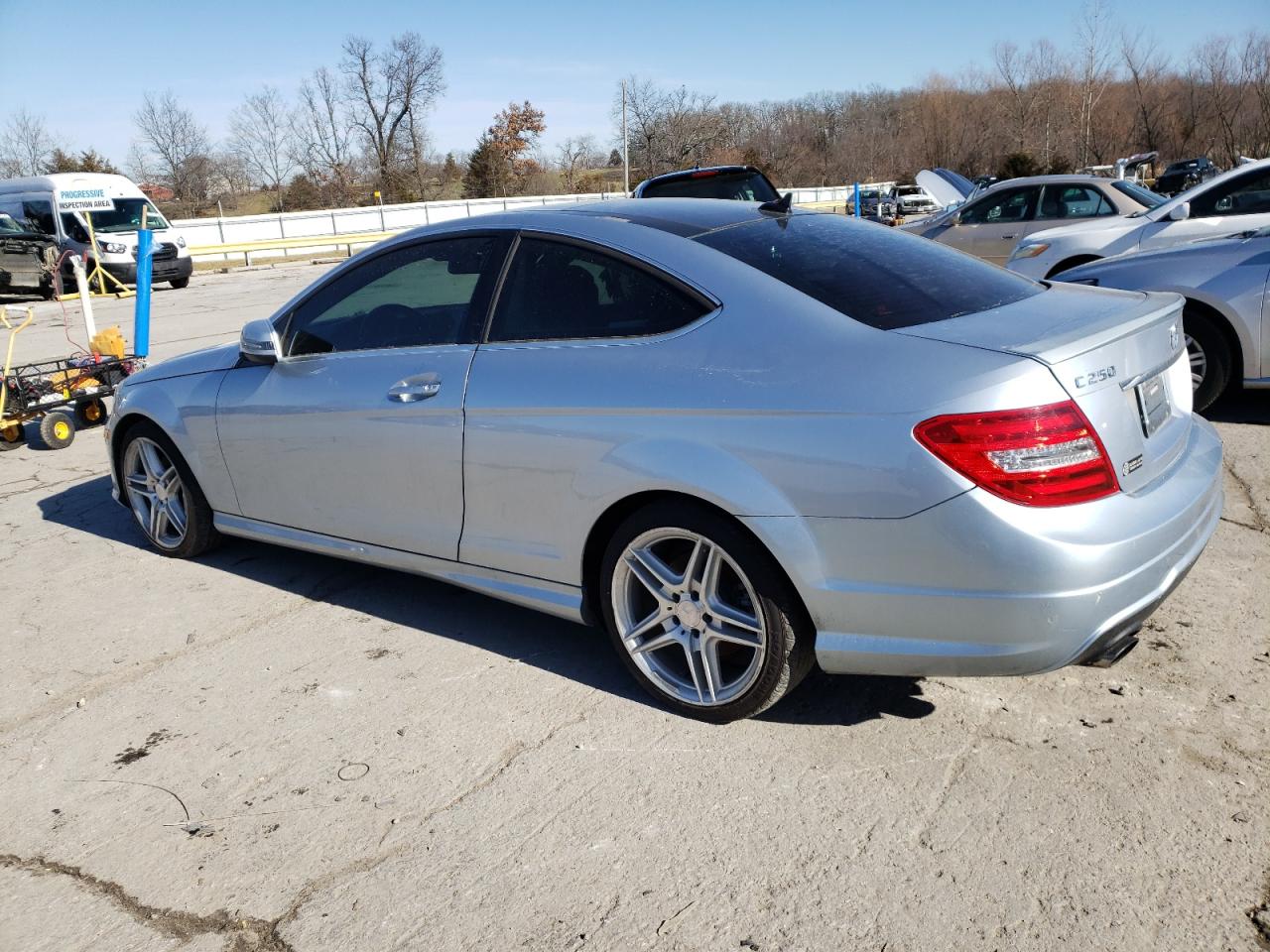 Image 2 of 2013 MERCEDES-BENZ C 250 2013 with VIN WDDGJ4HB8DG066436