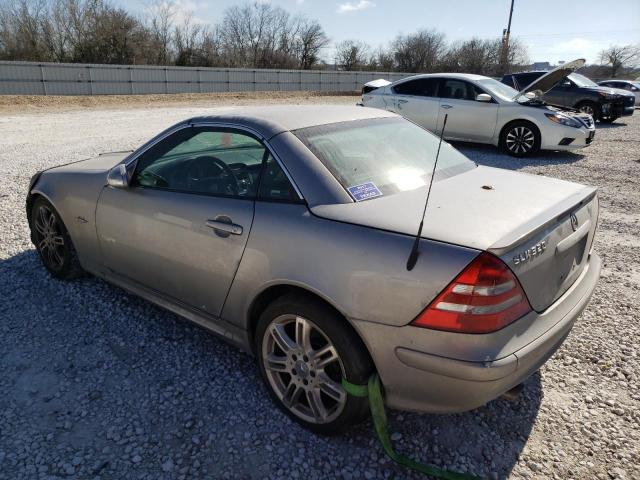 Image 2 of 2004 MERCEDES-BENZ SLK 320 2004 with VIN WDBKK65F04F299591