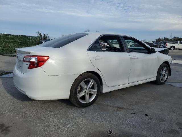 Image 3 of 2014 TOYOTA CAMRY L 2014 with VIN 4T1BF1FK0EU393094